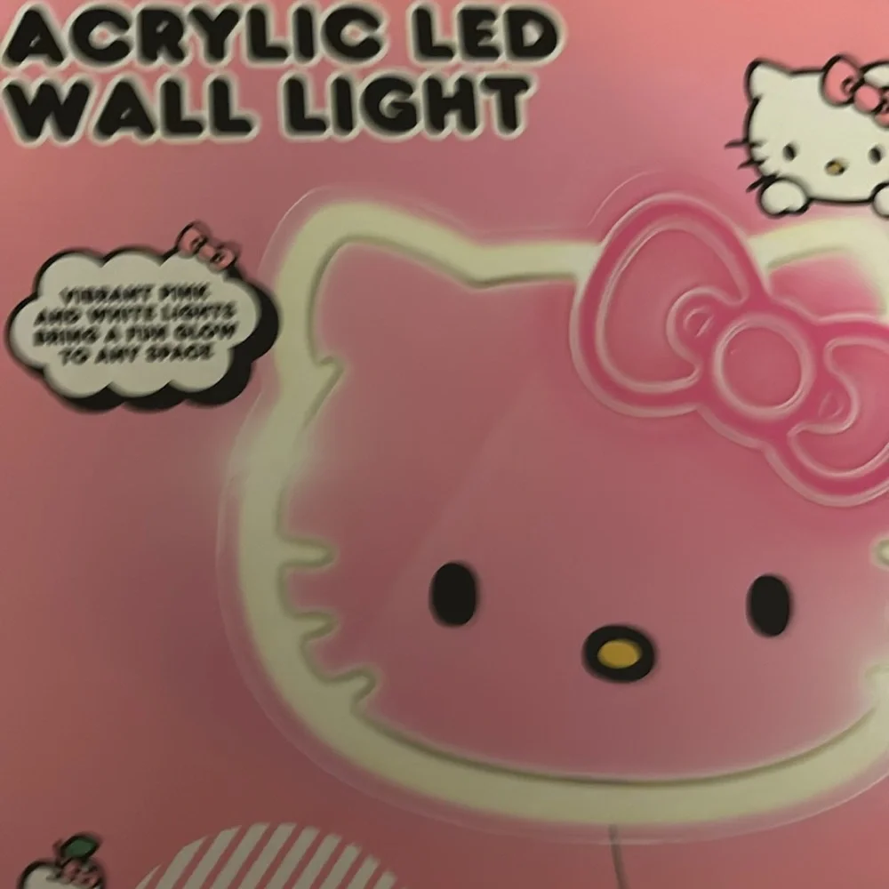 Hello Kitty Wall light! 💡 - Picture 3 of 3